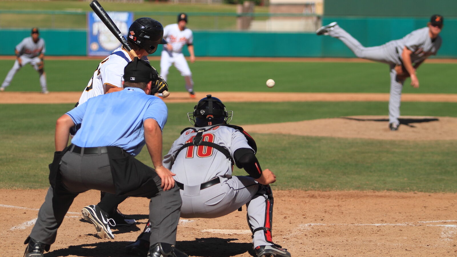 baseball ump pitch